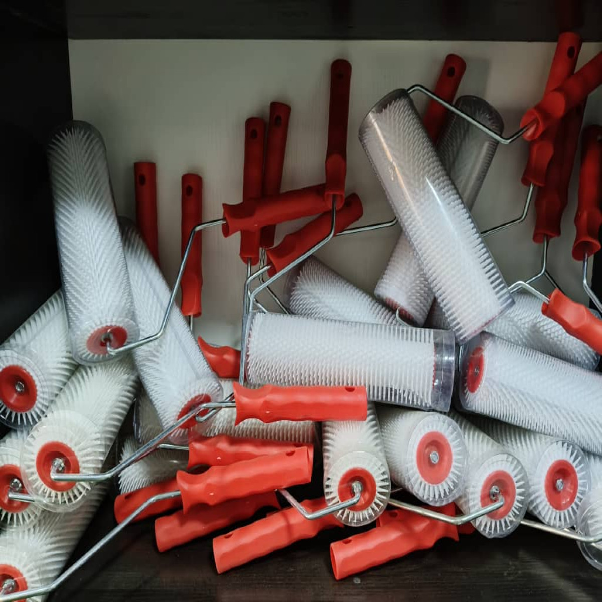 Spike Roller 10 Inches Plastic