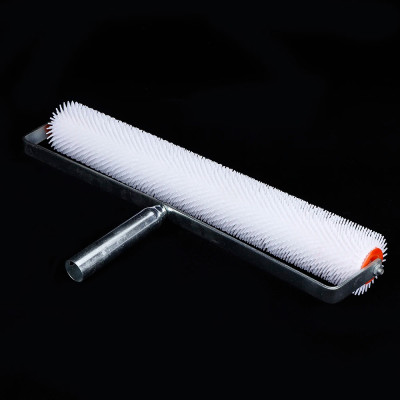 Spike Roller 20 Inches